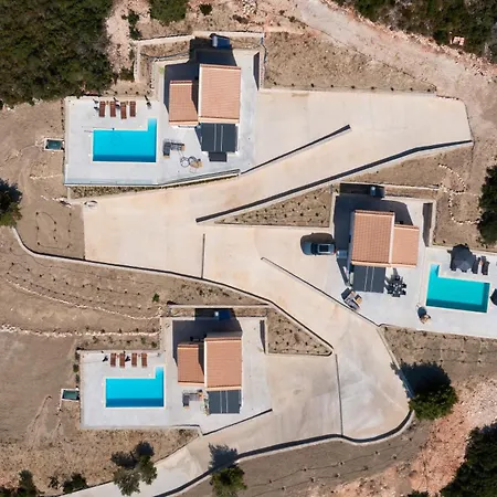Lefkadian Gem * Agios Nikolaos Niras