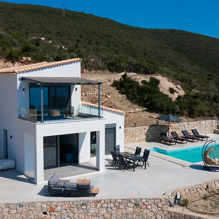 Lefkadian Gem Villa *